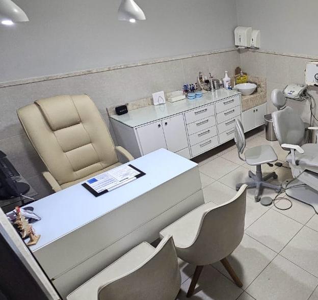 Sala de atendimento clínico da IDB Odontologia em Tobias Barreto